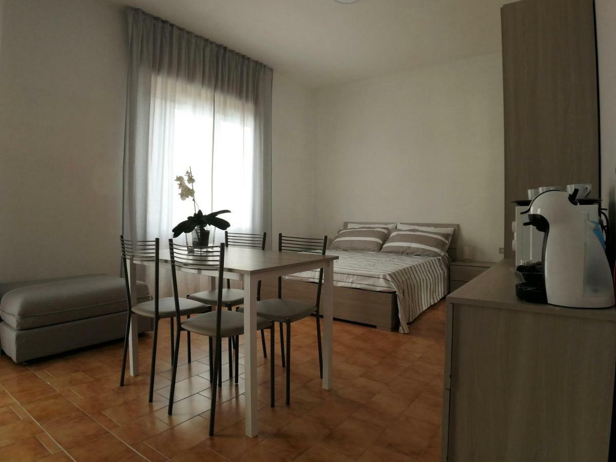 Villa Giulia Bonate Sotto Esterno foto