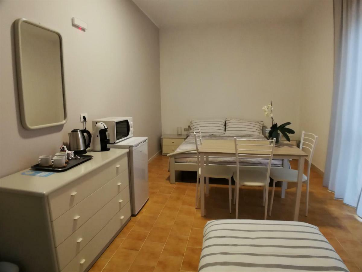 Villa Giulia Bonate Sotto Esterno foto
